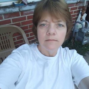 Meet your Posher, Beverly